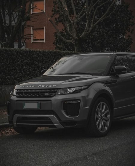rang rover dark grey